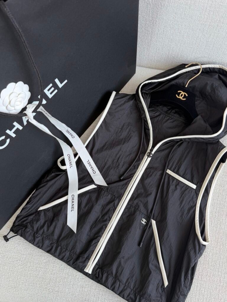 Coco Beach Style Contrast Trim Zip Windbreaker Vest (C Style)