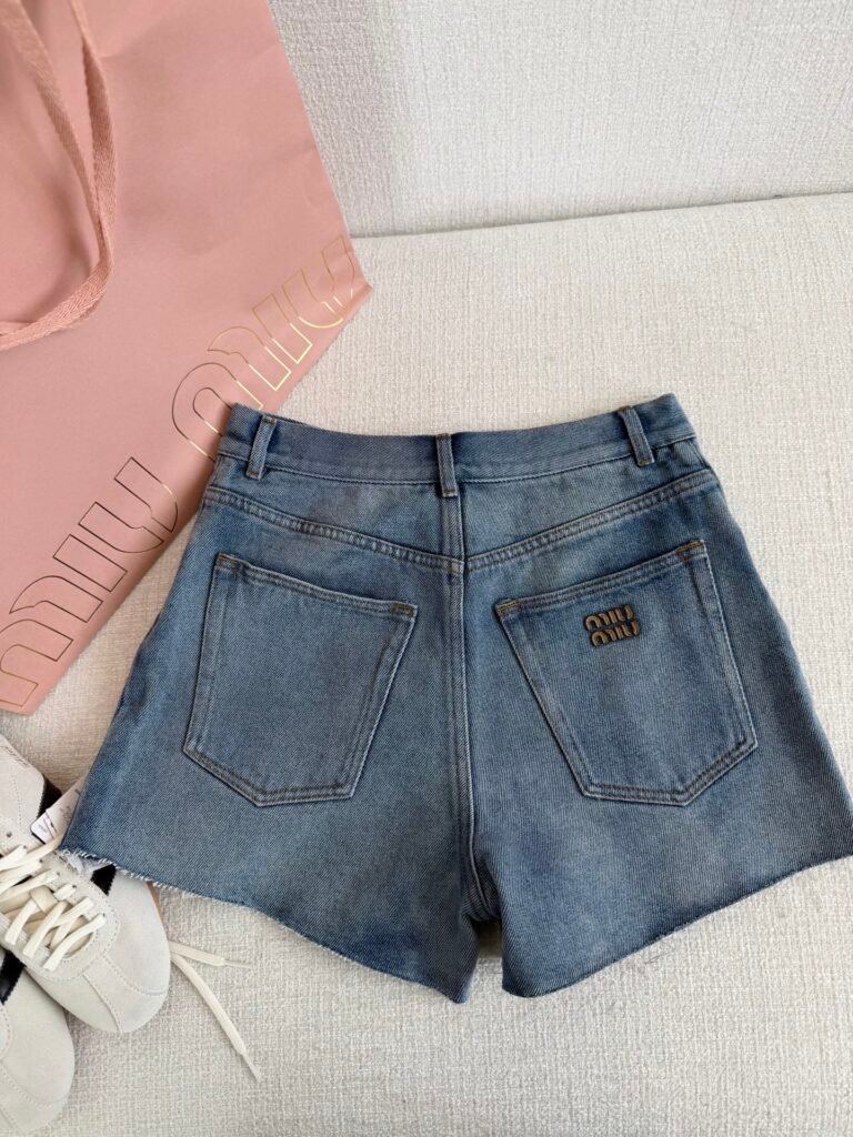 Raw Hem Logo Patch Denim Mini Skirt (M Style)