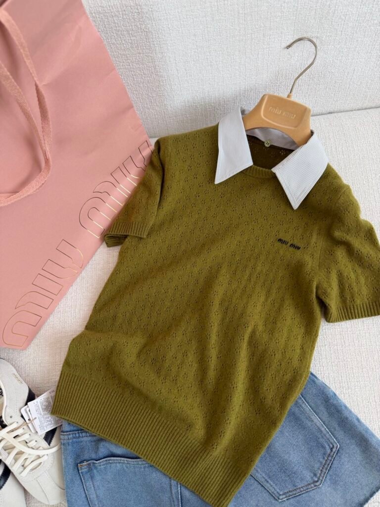 Layered Collar Pointelle Knit Short Sleeve Sweater (M Style)