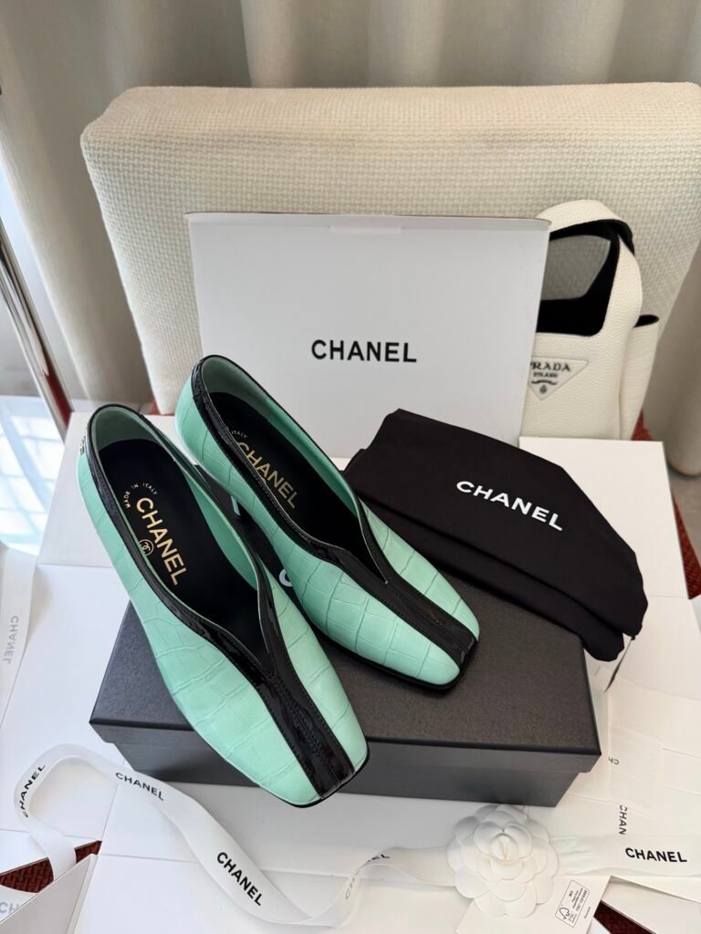 Chanel Mint Green Crocodile-Embossed & Black Patent Leather Flats