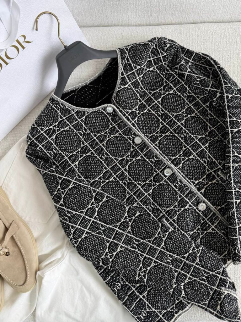 Black Cannage Pattern Knitted Cardigan Jacket (D Style)